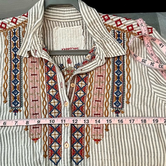 JOHNNY WAS 3J Workshop Embroidered Button Down Top - Picture 11 of 13